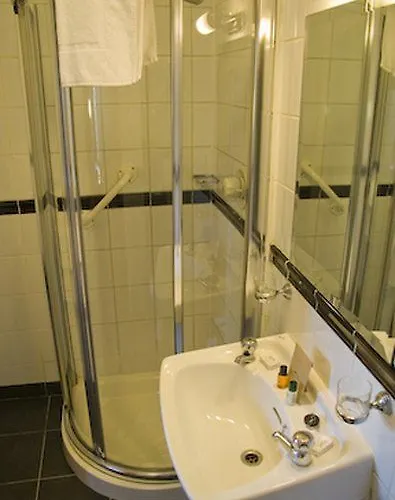 The Glen Gæstehus 2*