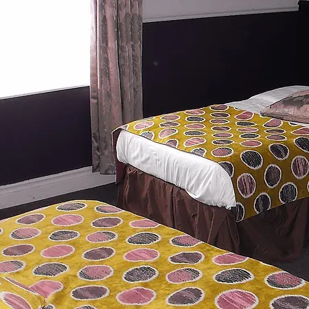 بيت ضيافة The Glen 2*