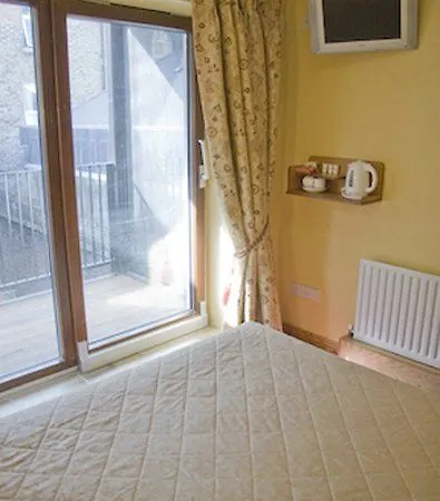 The Glen بيت ضيافة دبلن